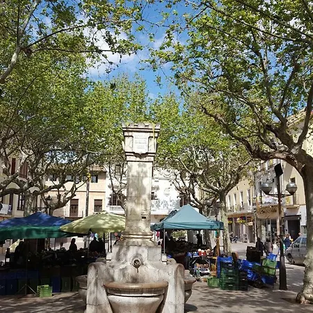 Penedes Hostal