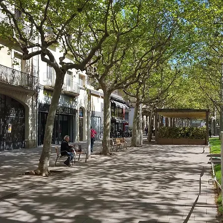 Penedes Hostal *