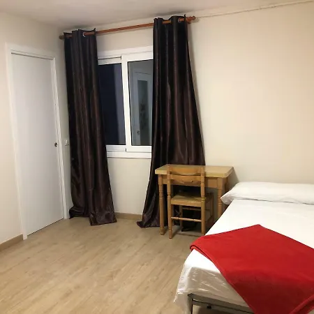 Hostal Penedes *