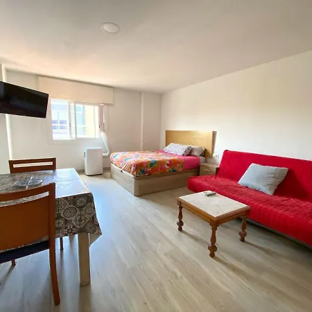 Hostel Penedes *