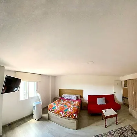Hostel Penedes