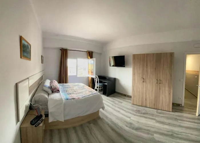 Penedes Hostel *